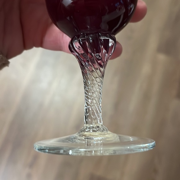 Akro Agate vintage red vase. Sticker intact - Picture 4 of 6